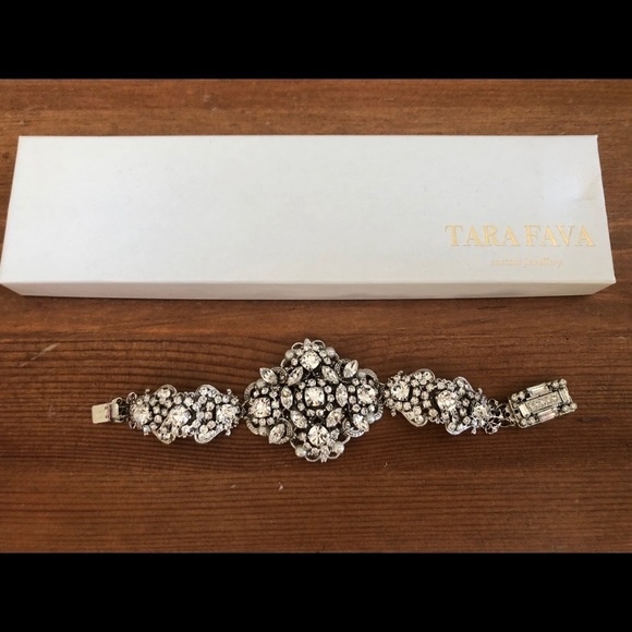 Tara Fava  Bracelet - Picture 2 of 3